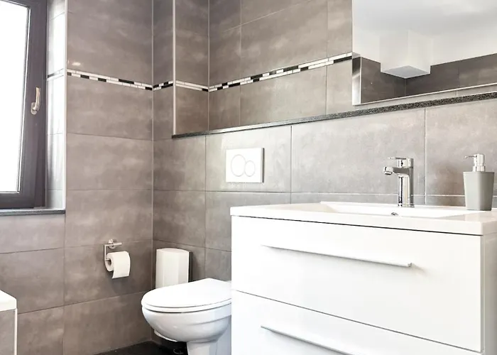 Beautiful Koeln 15 Min To Phantasialand 胡尔特