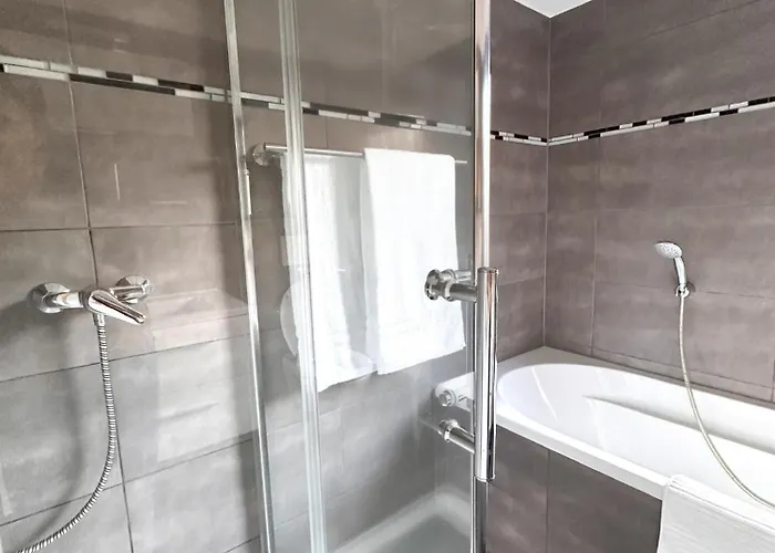 公寓 Beautiful Koeln 15 Min To Phantasialand 胡尔特