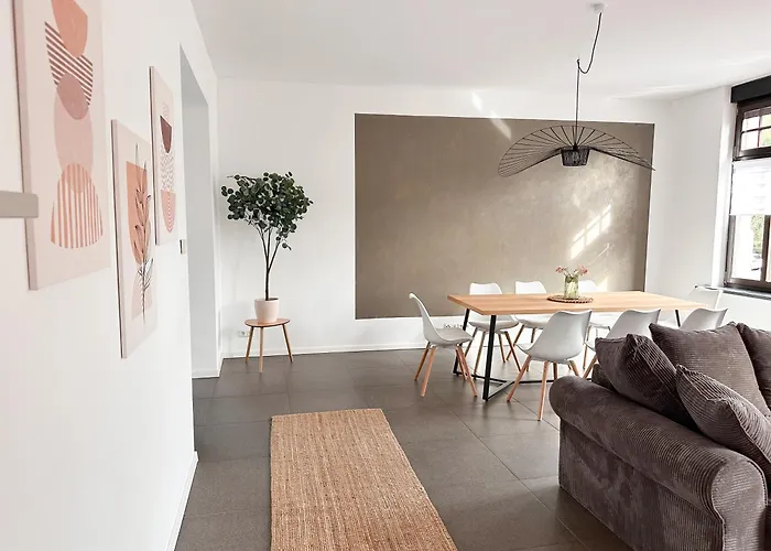 Beautiful Koeln 15 Min To Phantasialand 胡尔特